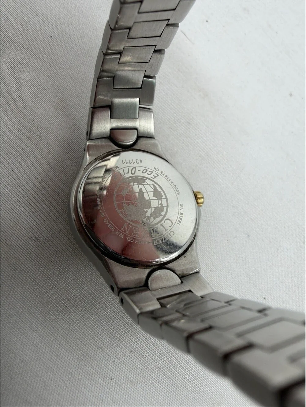 Citizen Eco-Drive Watch Women 25mm Silver Gold Tone E000-K17578 Day Date